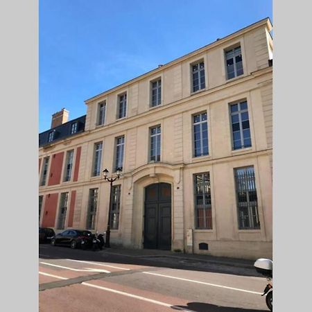 Appartement L'Indépendance à Versailles Extérieur photo